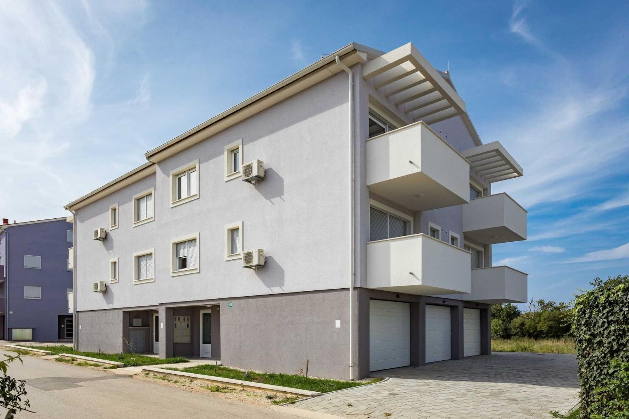 Ferienwohnung Lana Luxe Pula Exterior foto